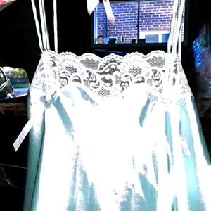 Vintage Dominique blue satin Negligee with Matching lace trim L